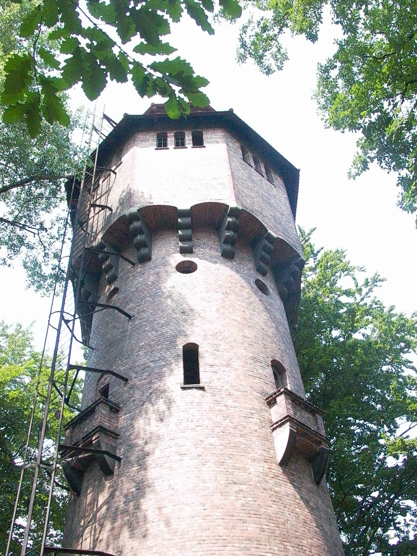 Wieża ciśnieniń w Murckach, tzw. Zyndramówka (fot. Piotr Szmitke)